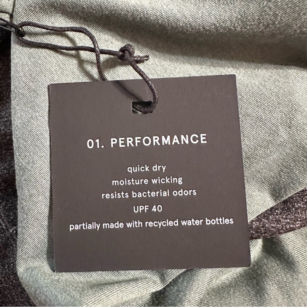 01.ALGO AlgoFlex Willis Colorblock
Lightweight Performance Hoodie Mens Med. NWT - Picture 7 of 10
